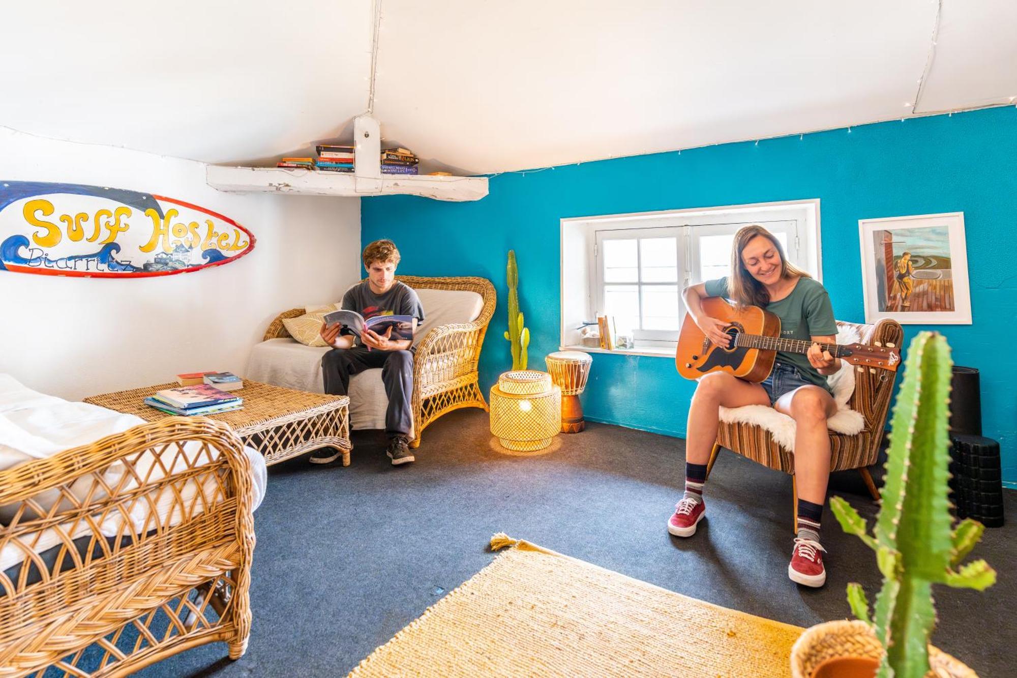 Surf Hostel Biarritz Exterior foto